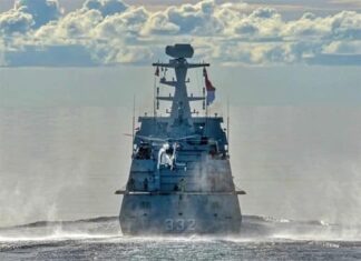 navire de guerre indonésien