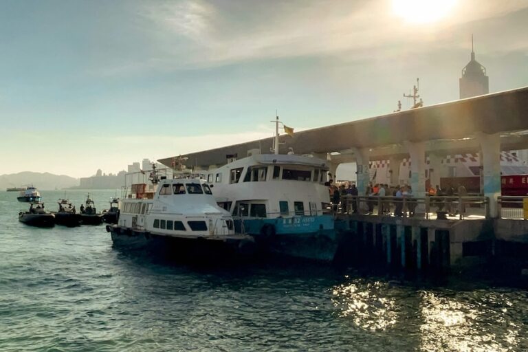 HONG KONG – ACCIDENT : 41 blessés dans une collision de ferry