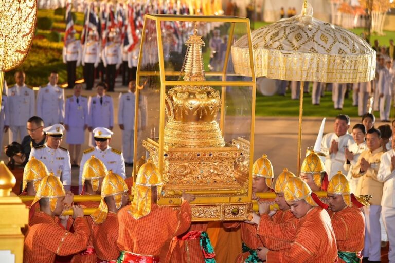 THAÏLANDE – CULTURE : Une relique de Bouddha exposées à Bangkok