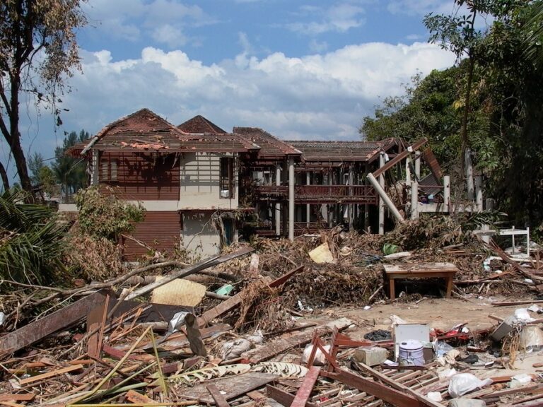 ASIE – CATASTROPHE : Radio France Internationale revit le tsunami du 26 décembre 2004
