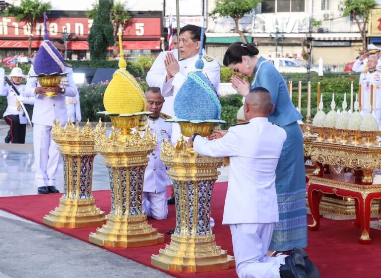 THAÏLANDE – MONARCHIE : Hommage royal au roi Taksin le Grand à Wong Wian Yai