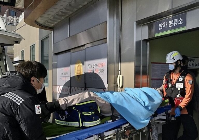 CORÉE – CRASH : 174 morts confirmés, deux survivants retrouvés