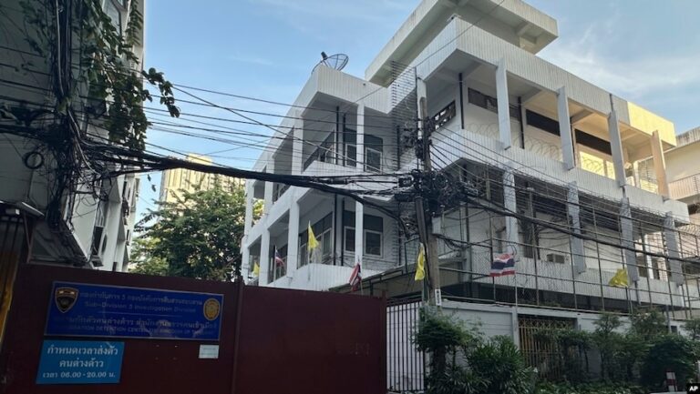 THAÏLANDE – CHINE : Bangkok expulse 40 Ouïghours vers la Chine