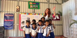 Julie Pietri au Cambodge