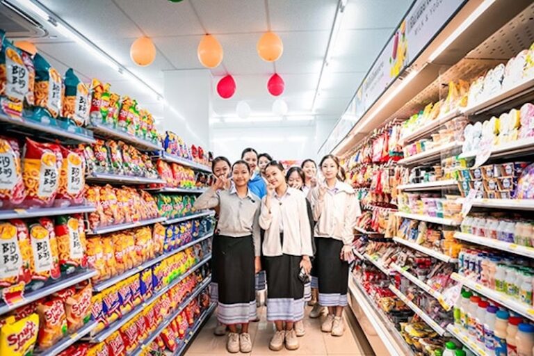 LAOS – ÉCONOMIE : Luang Prabang accueille son premier magasin 7-Eleven