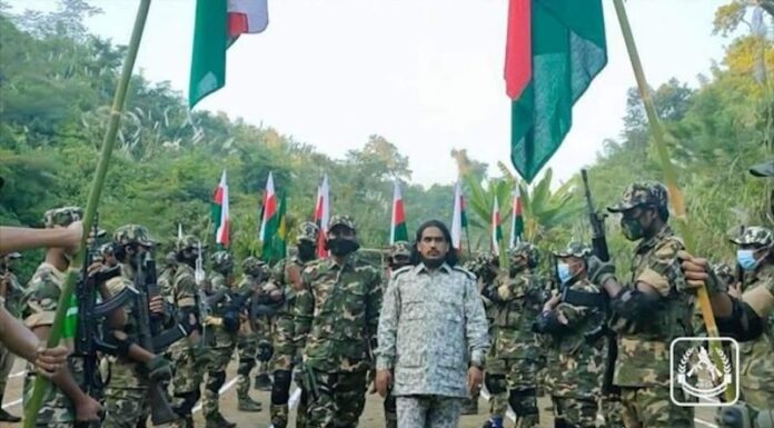 BIRMANIE – CONFLIT : Le Bangladesh s’interpose dans la guerre entre armées Rohingyas ARSA rohingya