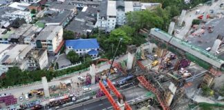 Bangkok accident effondrement route en construction