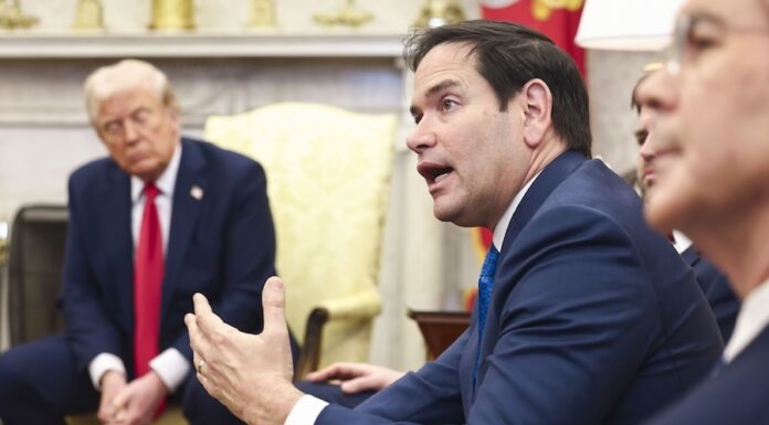 THAÏLANDE – CAMBODGE : Washington croit dans une trêve de Noël Marco Rubio