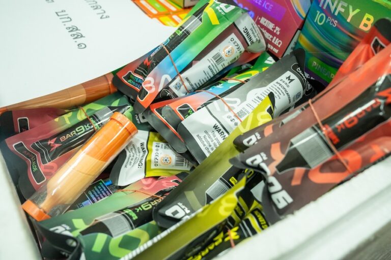THAÏLANDE – SOCIÉTÉ : Répression massive contre les cigarettes électroniques