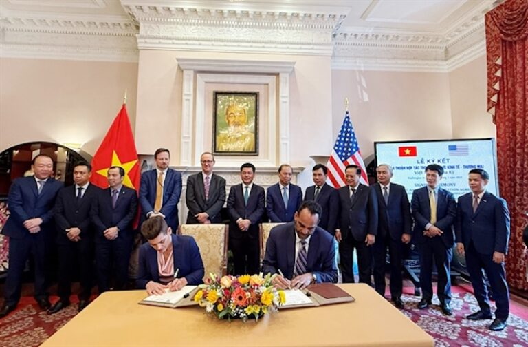 VIETNAM – ÉTATS-UNIS : Une série d’accords stratégiques dans l’énergie et les terres rares