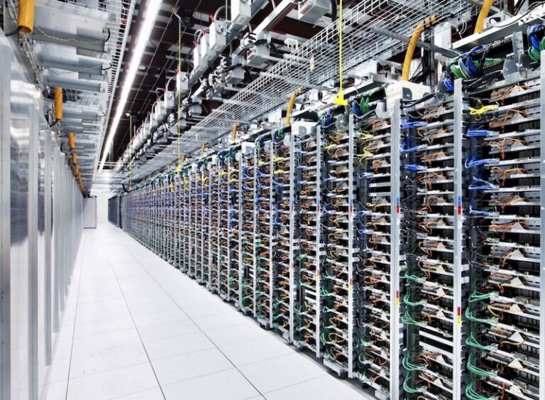 THAÏLANDE – ÉCONOMIE : Des investissements massifs dans les centres de données et les services cloud