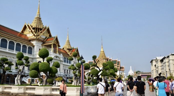 THAÏLANDE – ÉCONOMIE : Le gouvernement mise sur le tourisme intérieur pour stimuler la croissance