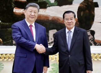 Hun Sen et Xi Jinping au Cambodge