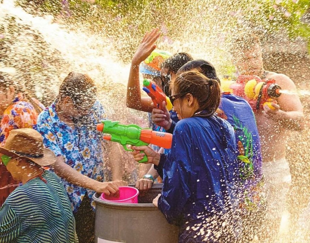 Songkran festivités