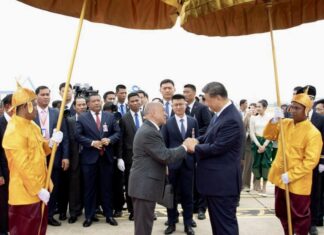 Xi Jinping - roi du Cambodge