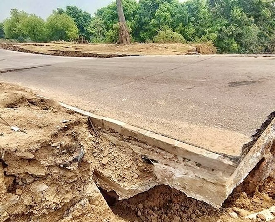 dégât route séisme Birmanie
