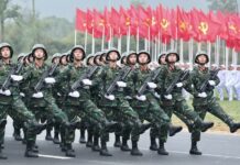 parade militaire Vietnam