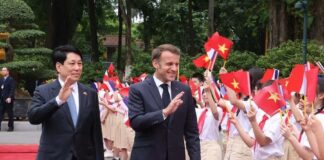 Emmanuel Macron au Vietnam