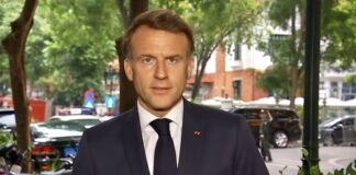 Emmanuel Macron face à la presse au Vietnam
