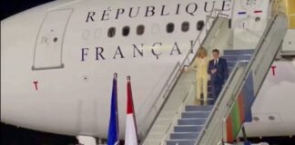 Emmanuel et Brigitte Macron Indonésie