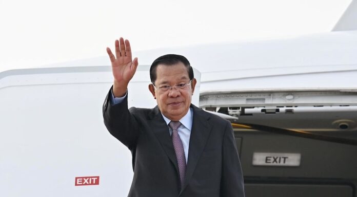 Hun Sen départ Indonésie