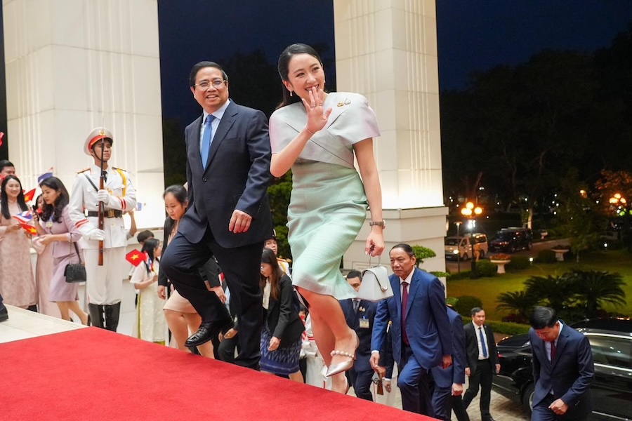 Ing Shinawatra au Vietnam