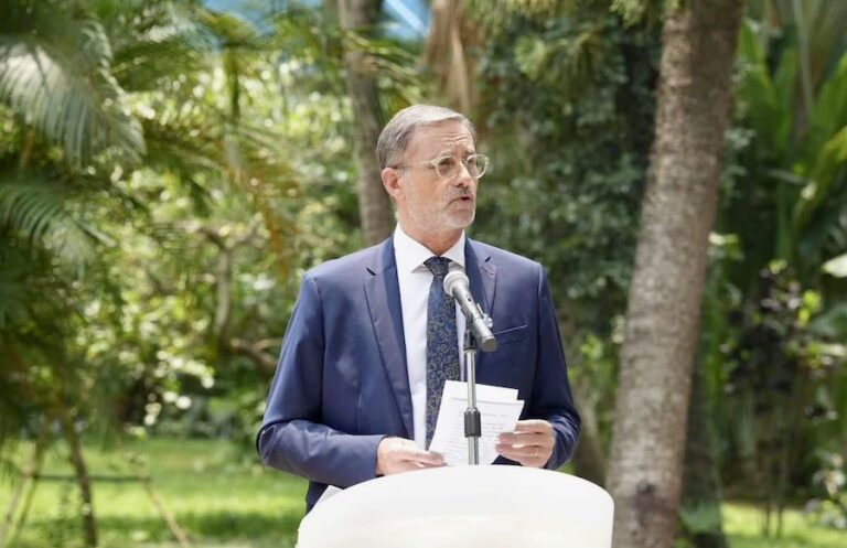 VIETNAM – FRANCE : La visite d’Emmanuel Macron vue par le Courrier du Vietnam