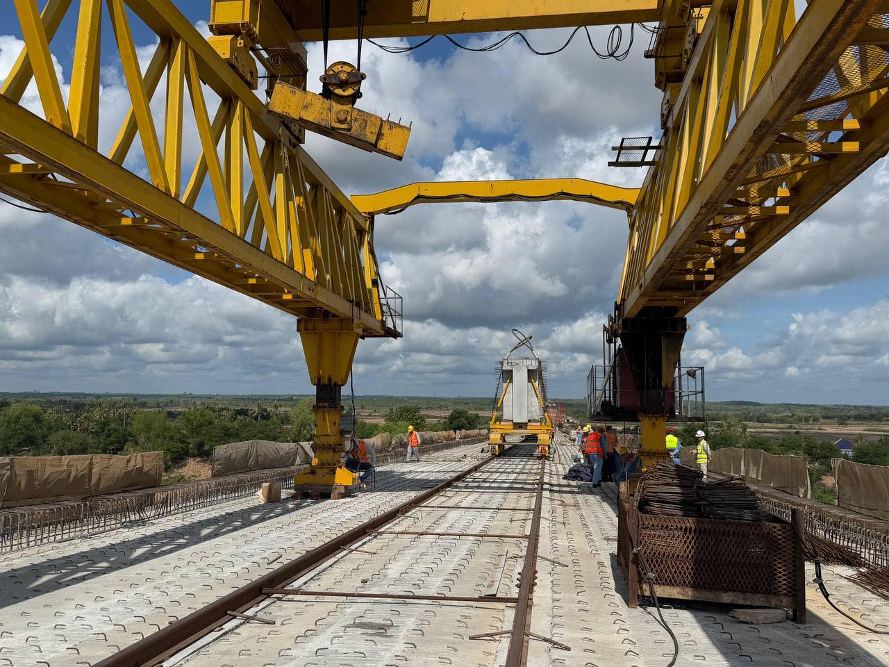 Construction pont de Kratié au Cambodge