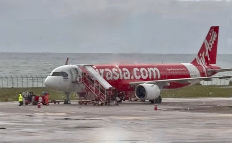 Air Asia alerte à la bombe