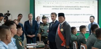 école militaire Indonésie français