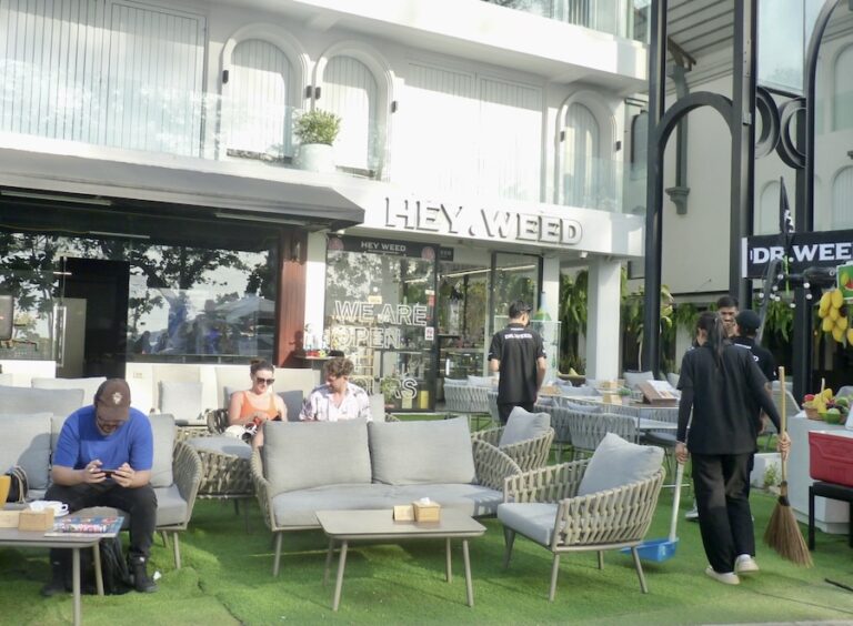 THAÏLANDE – FRANCE : Pour les amateurs français de cannabis, Phuket offre liberté, prix et qualité 