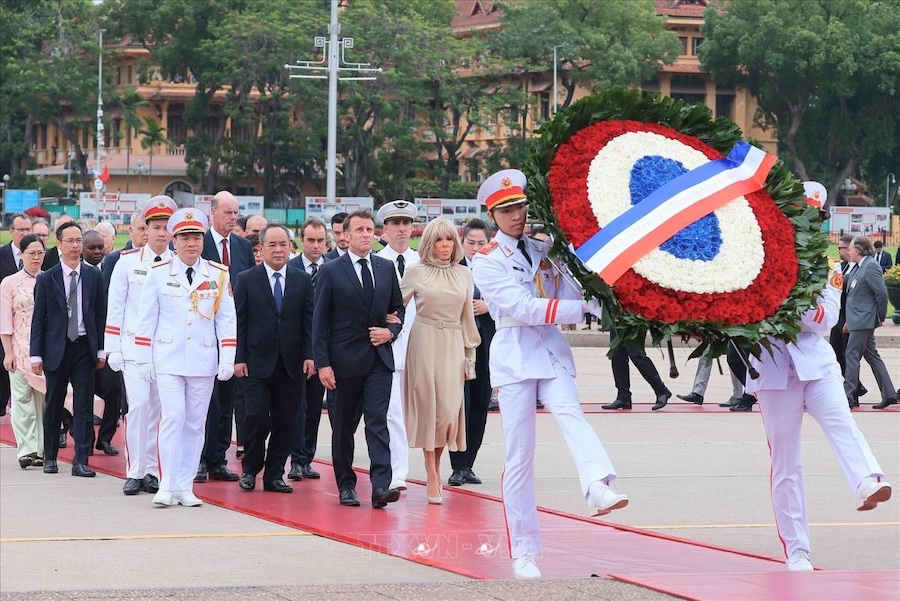 Macron Ho Chi Minh