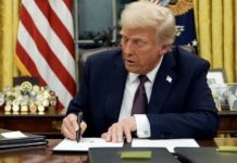 Trump bureau ovale
