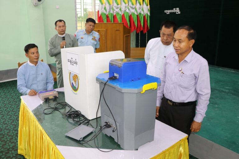 BIRMANIE – POLITIQUE : La mascarade politique se poursuit