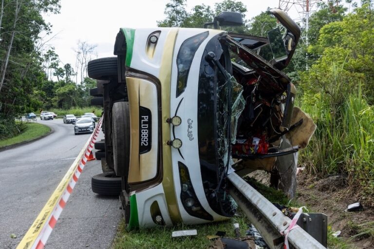 MALAISIE – SOCIÉTÉ : Au moins 15 morts dans un accident d’autocar