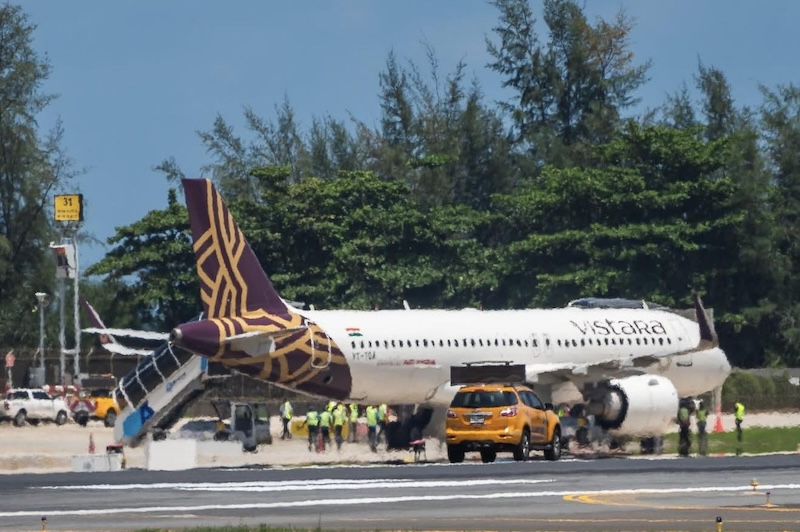 avion Air India Phuket