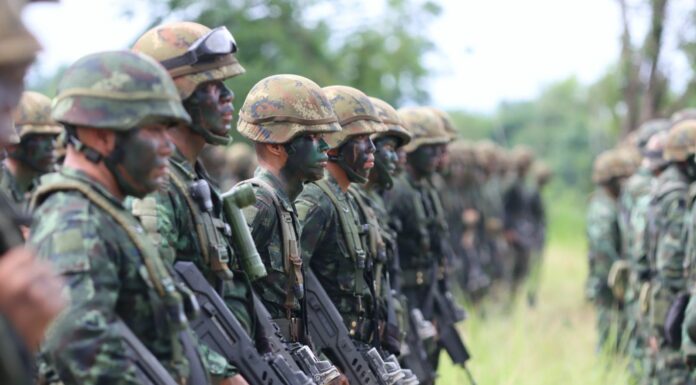 militaires thaïlandais