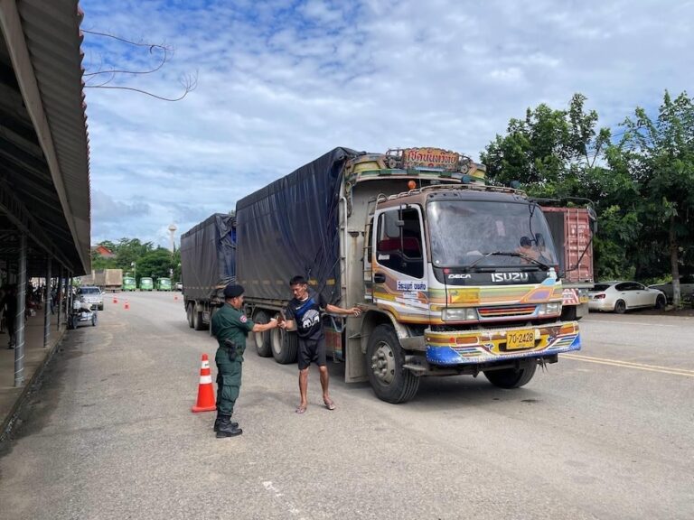 THAÏLANDE – CAMBODGE : Phnom Penh bloque les importations agricoles thaïlandaises à la frontière