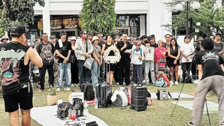 THAÏLANDE – CANNABIS : Un collectif saisit la justice contre le ministre de la Santé
