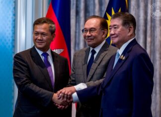 Hun Manet Anwar Hibrahim et Phumtham Wechayachai