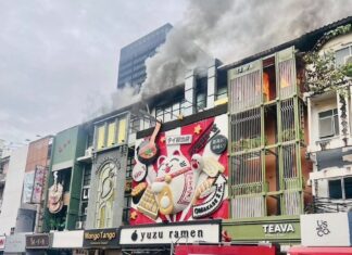 Incendie Siam square