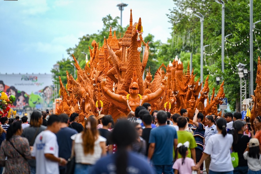 Korat festival bougies