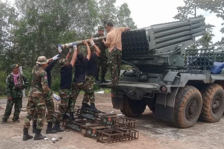 THAÏLANDE – CAMBODGE : Suivez la guerre frontalière en direct