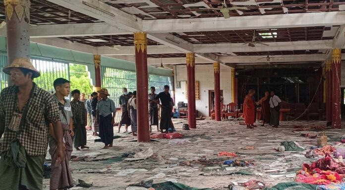 attaque aérienne province de Sapaing