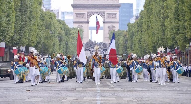 INDONÉSIE – FRANCE : Retrouvez la parade de l’armée indonésienne pour le 14 juillet