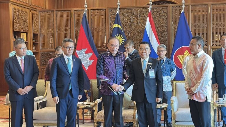 THAÏLANDE – CAMBODGE : Réunion des comités frontaliers à Kuala Lumpur pour désamorcer les tensions