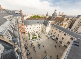 Institut Catholique de Paris