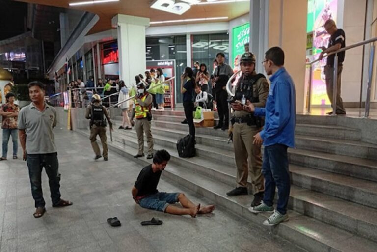 THAÏLANDE – SOCIÉTÉ : Un ancien boxeur met le feu à deux touristes malaisiens à Bangkok
