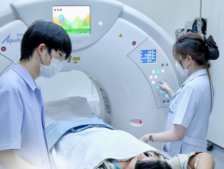 CT scan hopital