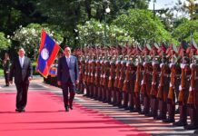 Anutin au Laos